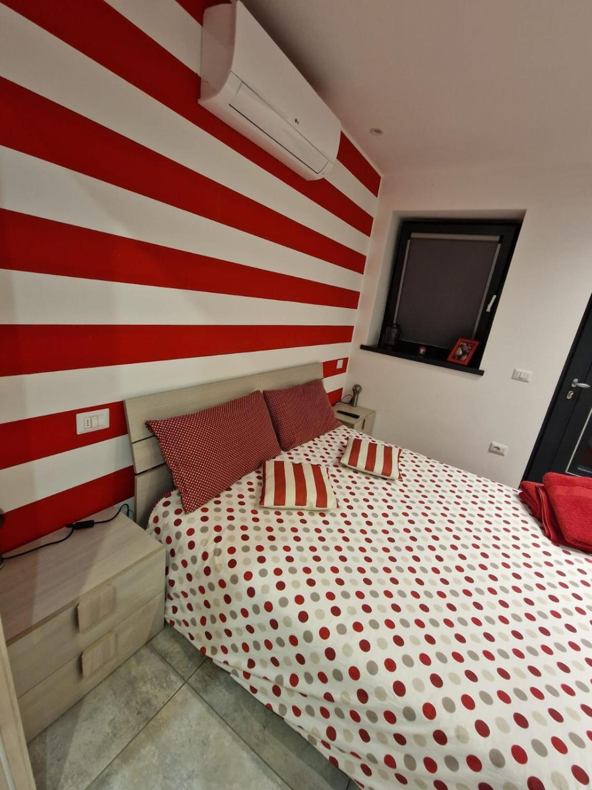 소리코 Casa Rosso Blu B&B 외부 사진